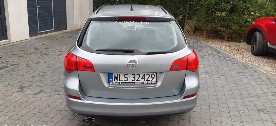 Opel Astra cena 22990 przebieg: 175000, rok produkcji 2012 z Tczew małe 191